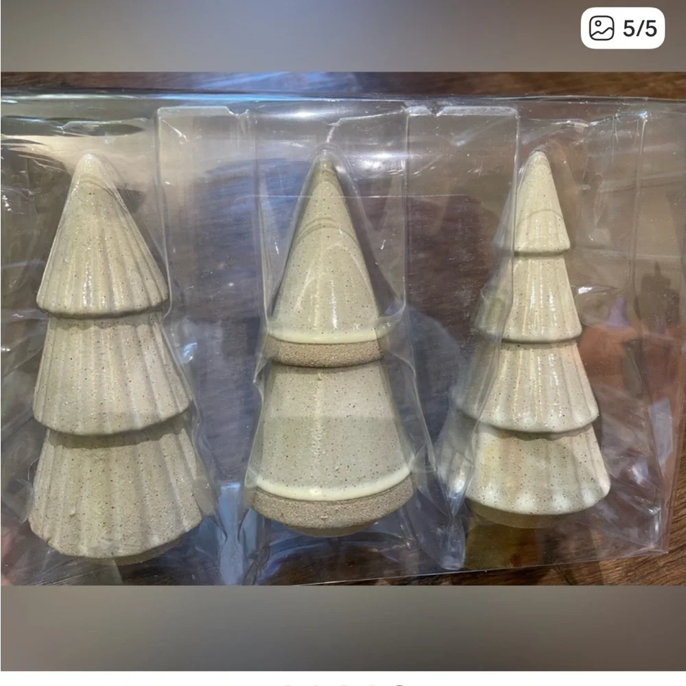 3-Piece Ceramic Christmas Tree Figurine Set from Wondershop NIB